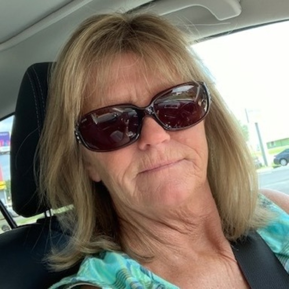 Meet your Posher, Libby